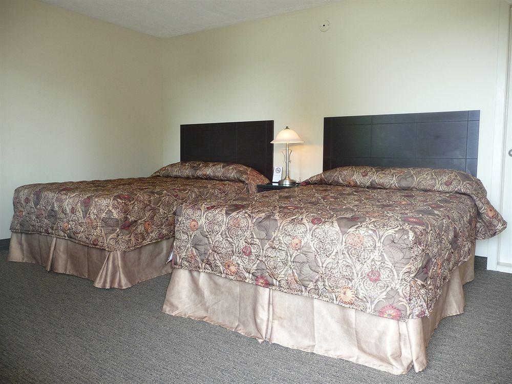 Du Fleuve Motel Brossard